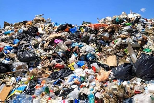 没了中国游客之后，韩国景区垃圾不减反增，韩网友：是日本人干的