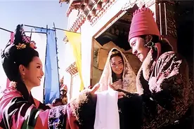 如果你的小脚趾有两瓣趾甲，可能不是纯正汉人，而是他们的后代图片