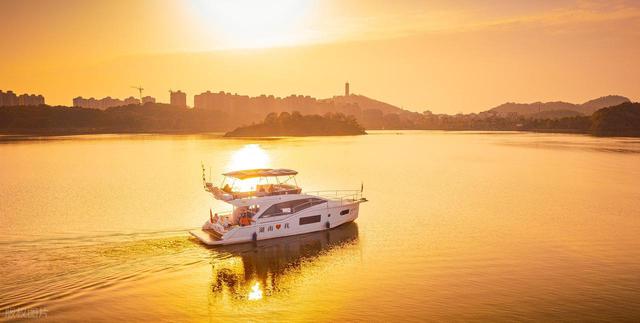 岳阳景点排行榜，湖南岳阳最值得去的10个好玩景点，你去过几个？