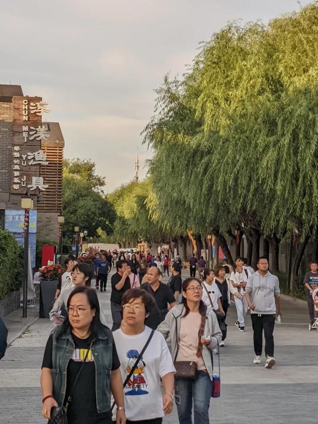 国庆中秋假期人从众！这烟火气，很泰达！