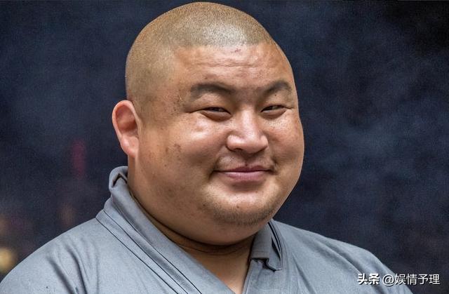 和尚们每天吃素，为何多是肥头大耳？看看他们的伙食就全都明白了