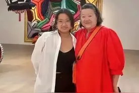 洪晃带你走进她的北京家，网友直呼她太真实，生活超有品味图片