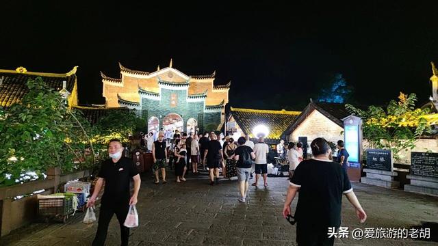 湖南新晋 5A 景区，不要门票，却常年被骂上热搜！