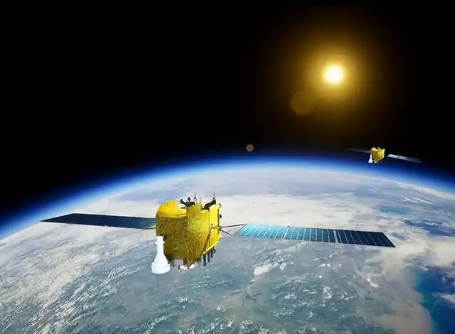 中美卫星面临碰撞风险，我航天局联系美国宇航局：你别动，我机动