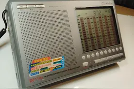 飘然思不群，温婉侯知音——与世共运的德劲de1103收音机图片