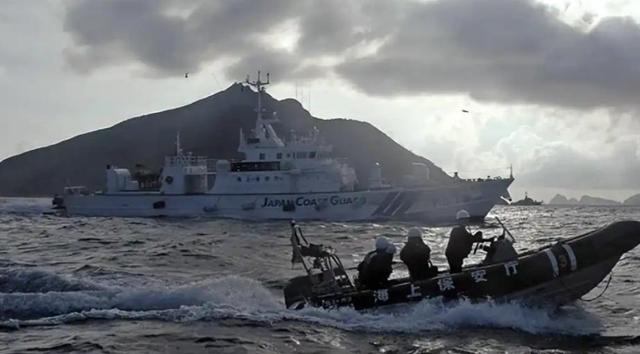 日本通告全世界，或将强登钓鱼岛；中方已增兵，俄罗斯也选边站了