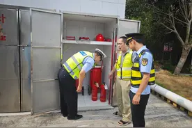 全面覆盖不留死角 四川高速公安开展节前安全隐患大排查图片