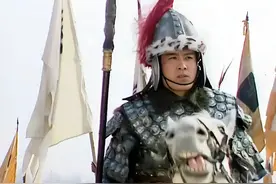 马超七次单挑记录和潼关之战一个细节都表明：马超绝对打不过关羽图片