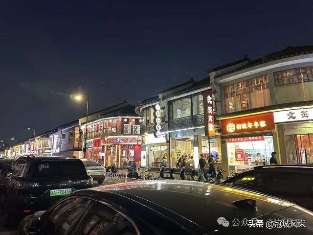 杭州寻吃·一碗蟹黄面