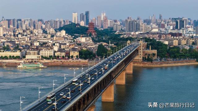 湖北省会武汉，不愧为中部最大的城市，魅力直追重庆