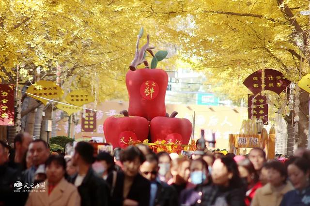 金色长廊映秦州，黄金大道引客来！