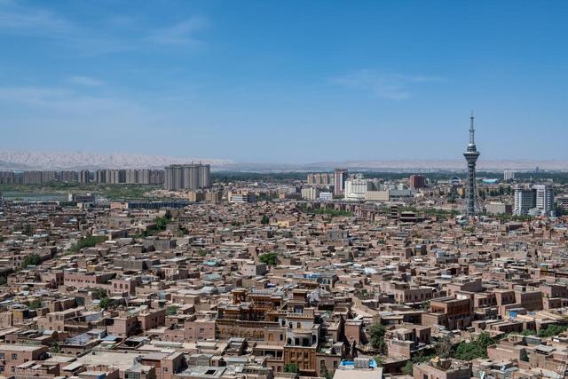 我是山东人，一家人去了趟新疆喀什，真有点想不明白这五件事