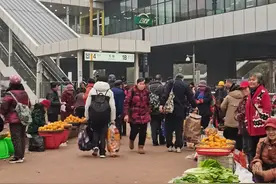 为什么重庆主城区的敬老卡可以免费坐车到铜梁，却不能在巴南乘车图片