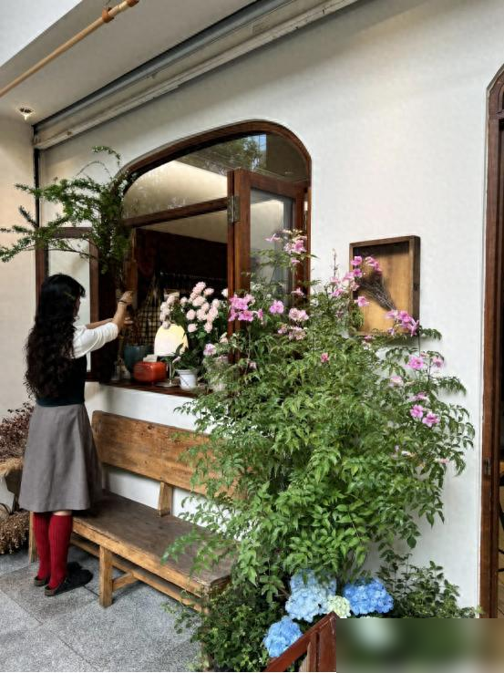 阴花不能进阳宅，家里若有这5种花，请赶紧“搬出去”！