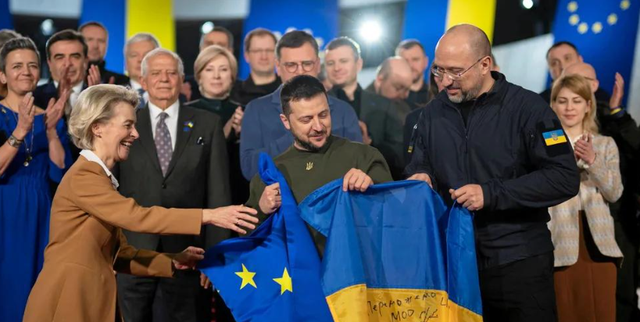 泽连斯基突然同意选举	，美俄乌三方博弈升级，停战谈判或有新变数