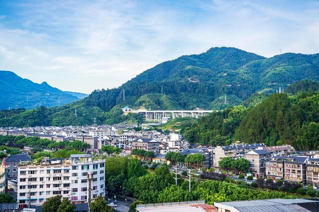 浙江“巨无霸”地级市，土地面积全省第一，温州、绍兴都无法相比