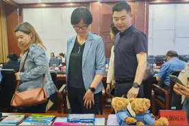 管用！带娃中的这些难题找新疆检察图片