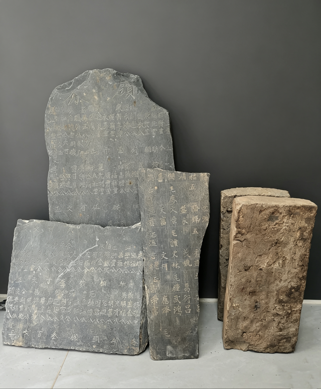 赣州一名山发现清代石碑铭文砖 或开启城市特色文旅IP