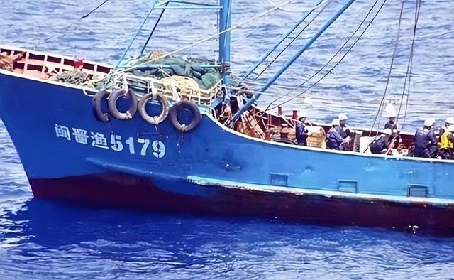 中方反制后，日本萌生大胆想法，西方媒体发出提醒	，别忘了16年前