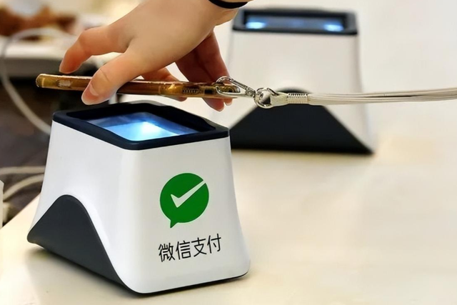 日本美女来中国旅游，回国哭3天，直言日本与中国差距一目了然