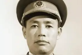 1955年9月旋风纵队第40军授衔少将、大校与上校名单图片