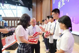 2024“追光名校”专家行 | 省锡中，一所具有现代品性的中国高中图片