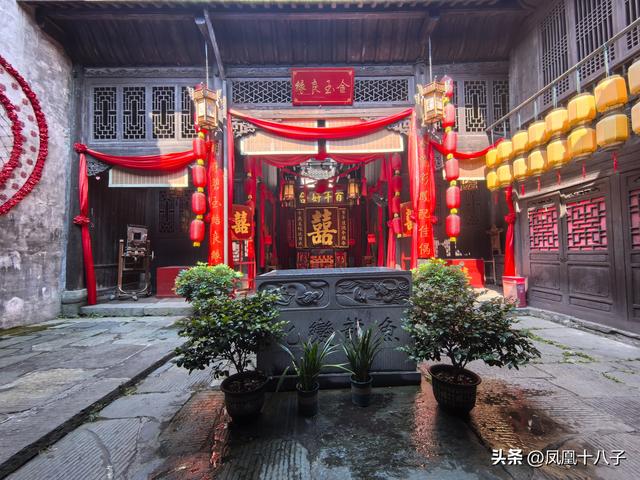 一个包袱一把伞来到洪江当老板（走进怀化洪江古商城）
