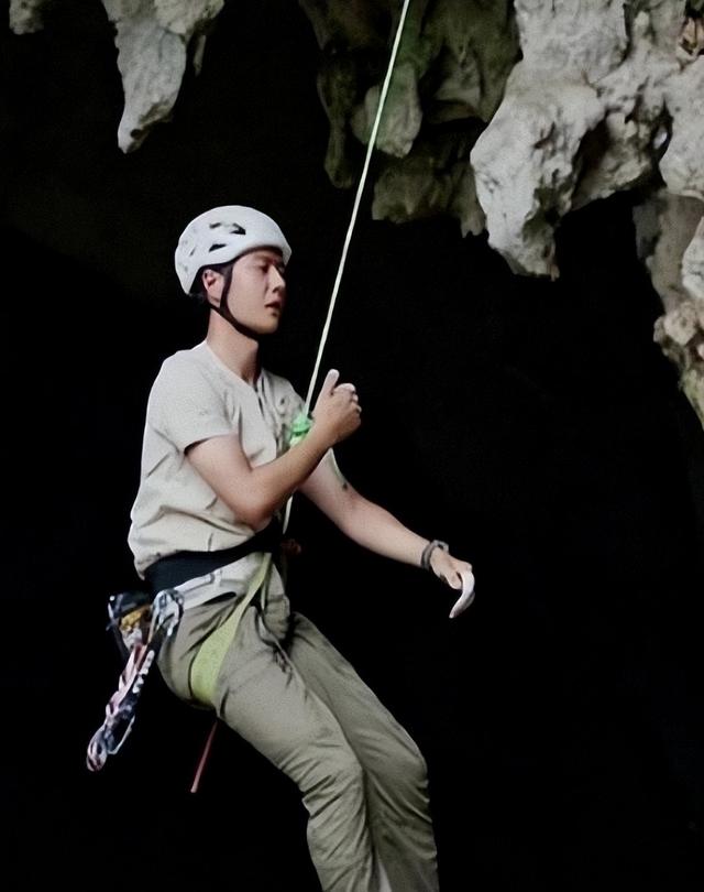 钱再多有何用？28岁王一博失手落海，给内娱明星们敲响了警钟