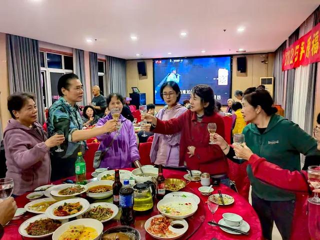 相约在湖州，相聚在梦萦——记原福空医院老战友2025年湖州行