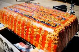 没生意还全国乱窜，遭大众抵制的“新疆切糕”，背后有什么猫腻？图片