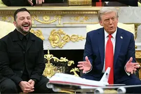 美国要乌克兰放弃顿巴斯，泽连斯基一句话，让特朗普当场傻眼！图片
