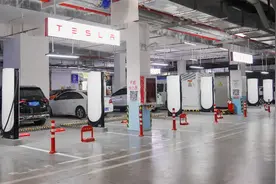 特斯拉V4超充站首入贵州 解锁“多彩贵州”自驾“无忧畅行”图片