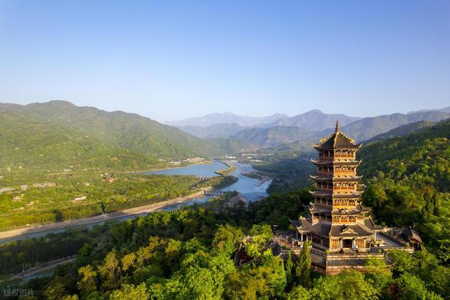 5月中旬-6月，错峰出行好时候，这6个目的地人少景美，气候清爽