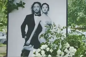 父女恋情终成正果，婚纱照一丝不挂引发热议，网友：太无私了！图片