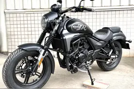 豪爵TR300青春版即将上市，还有一款带ABS的150复古车！图片