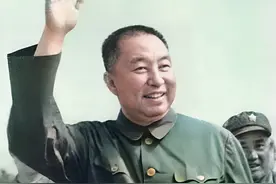 唐山大地震，华国锋同志胸有成竹指挥若定图片