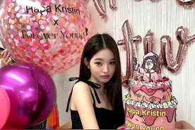 "张元英吐舌风波，网友：这是‘油腻’还是‘可爱到冒泡’？"图片