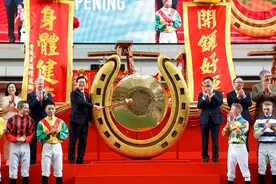 香港赛马季开锣，内地游客入场人数创纪录图片