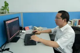 遨翔在“云”间的IT运维老兵 ——记中国电信福建公司智能云网中心温育翔图片