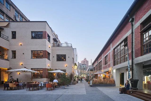 叮！你有一份上海秋日漫步地图待解锁→