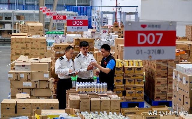 美国上半年货物贸易出口额7805亿美元，再看中国，差距不是一般大