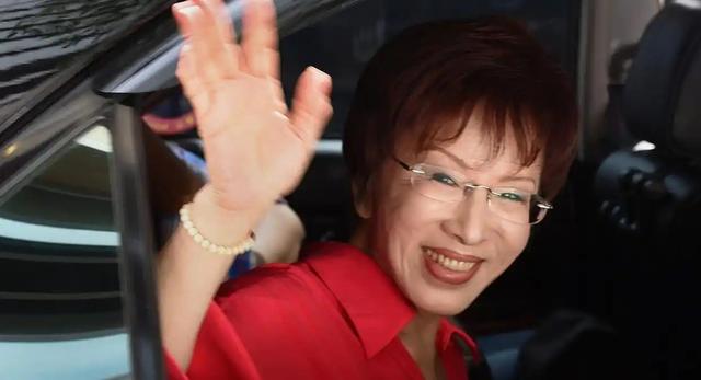 回去就抓捕？洪秀柱专机落地台北，国台办的意思早已经说透