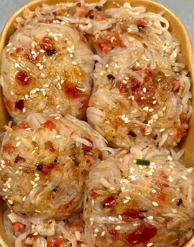 “冬天萝卜赛人参”，多吃一清热解毒，二健胃消食，三止咳化痰