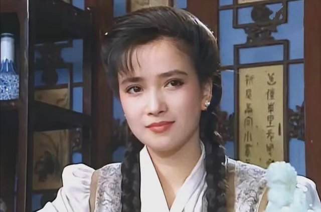 61岁何晴去世，死因曝光	，下嫁三婚许亚军，最后10年过得痛苦凄凉