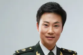 8年前，那个娶小14岁女粉丝，后又被抛弃的耿为华，现在怎么样了图片