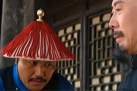 《雍正王朝》中的图里琛靠着走位，体现小人物的生存之道图片