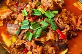 到湖南张家界吃什么？盘点18款来张家界必打卡美食，不容错过！图片