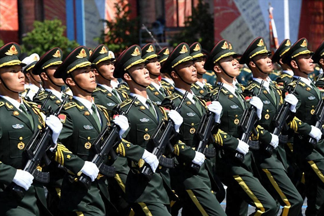 九三阅兵解说员揭晓，原来是他们两位，都是央视知名主持人