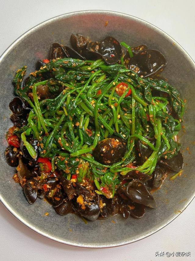 立秋后，这菜使劲吃，它是养肝高手，隔天吃一次，清肝排毒又明目