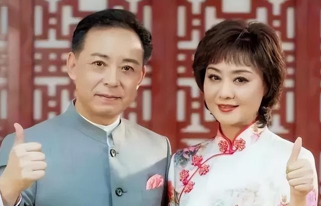 至今未婚未育，身边却有男人陪了近27年！59岁的她才是人间清醒